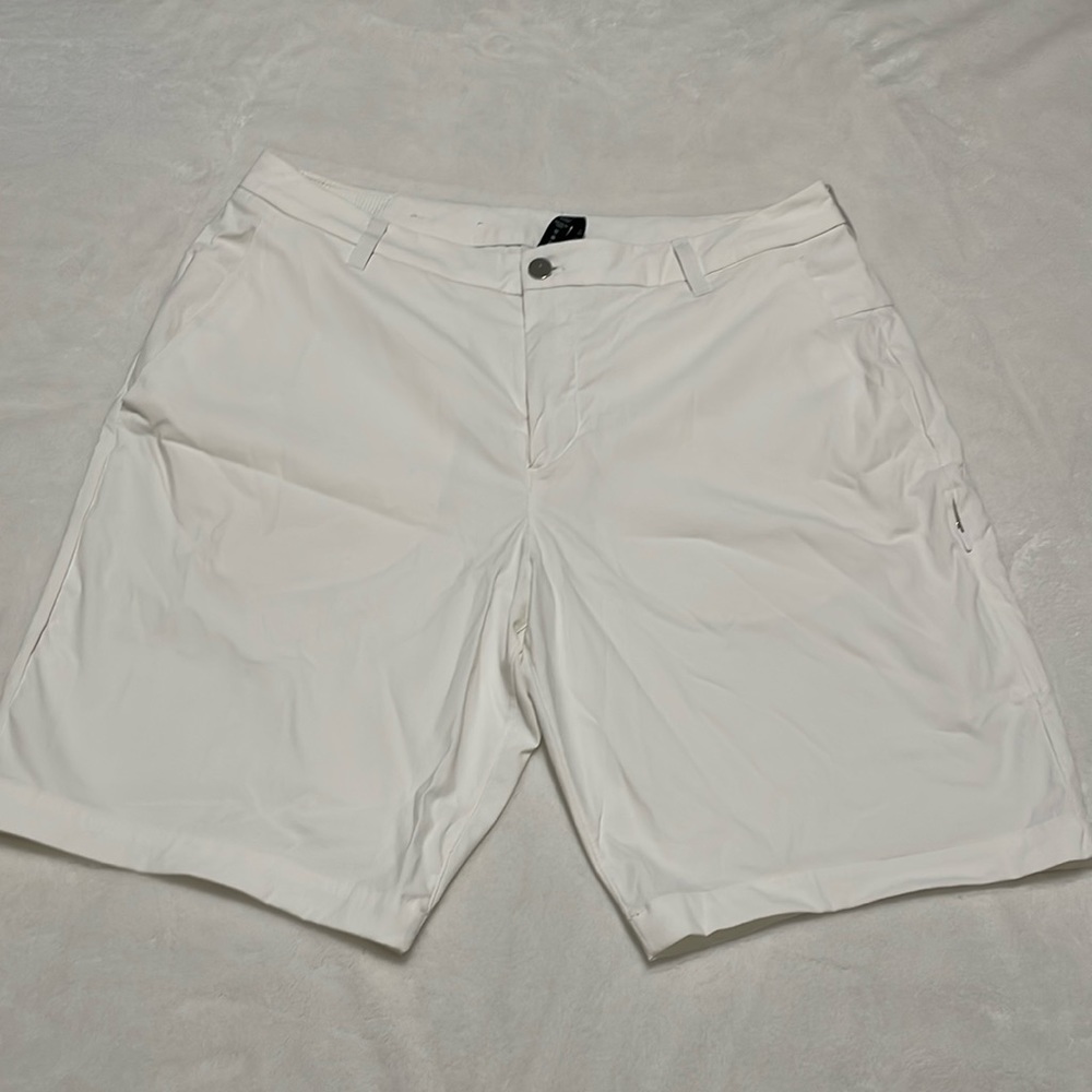 MENS LULULEMON SHORTS